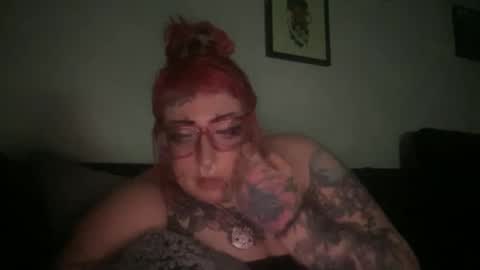 Snapshot of hell0kittyblood chatting on 02.23.25 Bunnie Rotz online show from 02.23.25