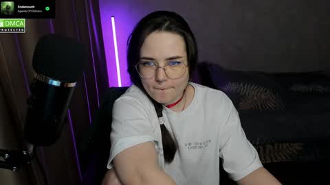 Red online show from 12.15.24