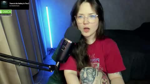 Red online show from 09.22.25