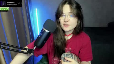 Red online show from 09.23.25