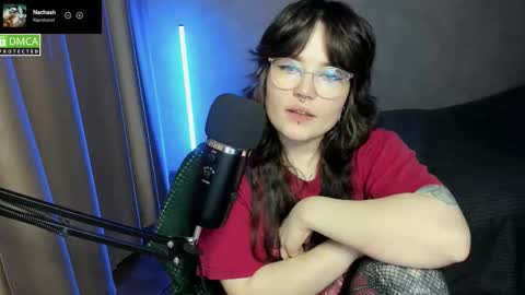 Red online show from 10.19.25