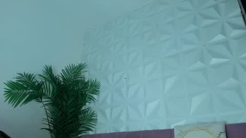 Snapshot of hellen_sky_ chatting on 07.27.26 hellen online show from 07.27.26