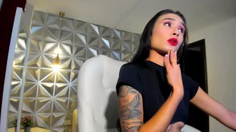 Hellen online show from 04.23.26