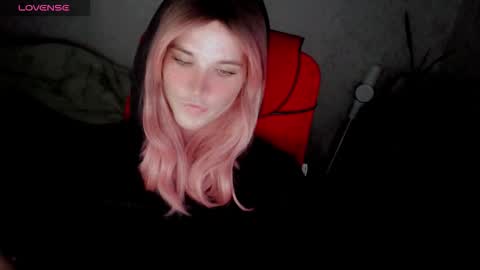 Snapshot of hellenspellman chatting on 09.16.25 Helen Spellman online show from 09.16.25