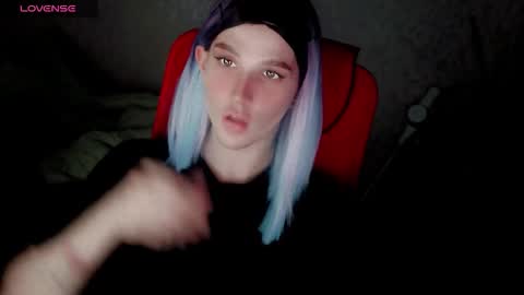 Snapshot of hellenspellman chatting on 10.18.25 Helen Spellman online show from 10.18.25