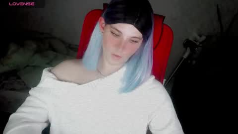 Snapshot of hellenspellman chatting on 10.29.25 Helen Spellman online show from 10.29.25