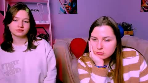 Snapshot of helli_belli chatting on 02.28.25 Helli online show from 02.28.25