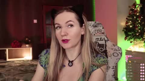 Alisia  Monday to Friday from 10 am to 4 pm GMT 2 online show from 01.14.26