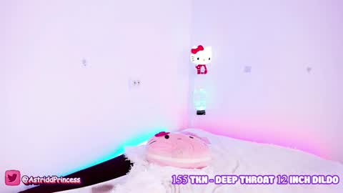 Snapshot of helloiamastrid chatting on 02.10.25 helloiamastrid online show from 02.10.25