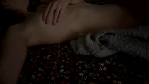 Snapshot of hellokitten123 chatting on 03.12.25 hellokitten123 online show from 03.12.25