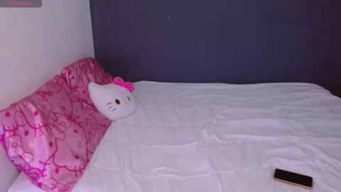 hellokitty_valery1 online show from 10.26.25