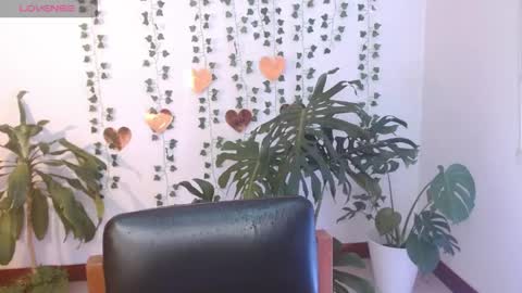 hellokitty_valery1 online show from 04.22.26