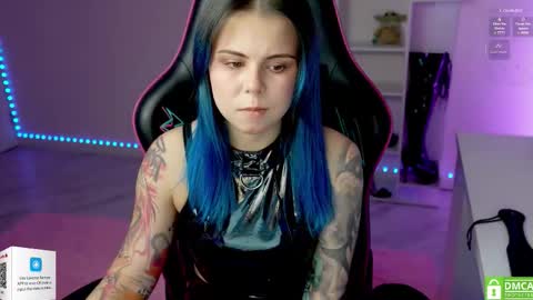 Snapshot of hellokittyalice chatting on 11.14.25 Alice online show from 11.14.25