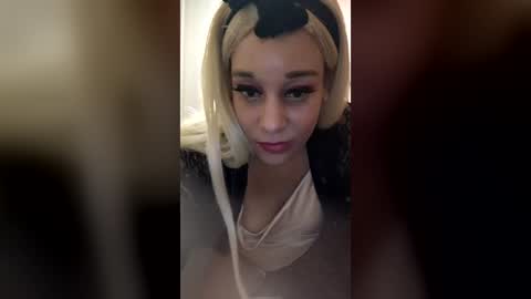 Hellokittyandme online show from 07.28.26