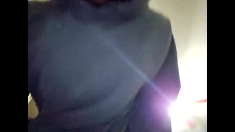 Snapshot of helloladysandgents chatting on 11.18.25 helloladysandgents online show from 11.18.25