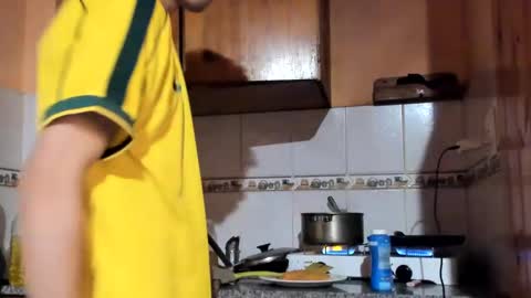 Snapshot of helokitkat chatting on 09.09.25 helokitkat online show from 09.09.25