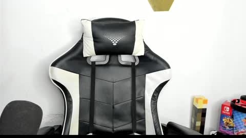 heluehorny13 online show from 01.10.25