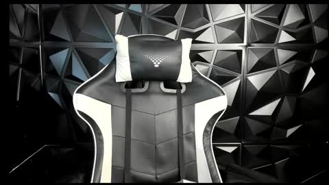 heluehorny13 online show from 03.05.25