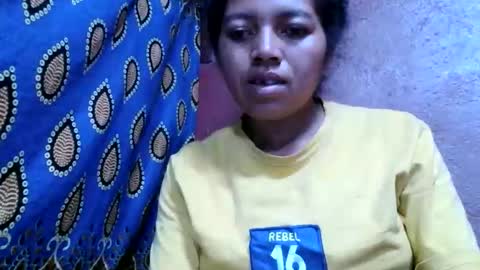 henitsaldy online show from 10.10.25