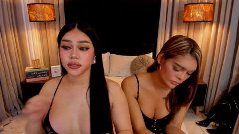 Snapshot of hennessygoddess69 chatting on 11.26.25 HENNESSY online show from 11.26.25