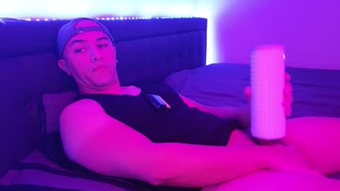 HENNIDRIP online show from 11.20.25