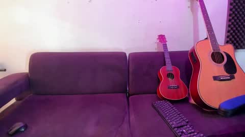 Snapshot of henrik_senn chatting on 12.11.24 henrik_senn online show from 12.11.24