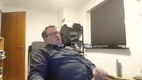 Snapshot of henrikrp1971 chatting on 02.02.26 henrikrp1971 online show from 02.02.26