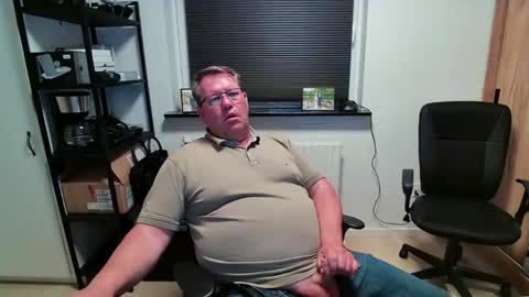 Snapshot of henrikrp1971 chatting on 05.10.26 henrikrp1971 online show from 05.10.26
