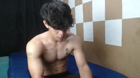 Snapshot of henry_gandy chatting on 02.06.25 HENRY GANDY online show from 02.06.25