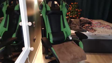 Snapshot of hentaishiing chatting on 10.03.25 Hentaishiing online show from 10.03.25