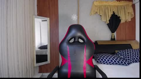 HERA online show from 02.12.26