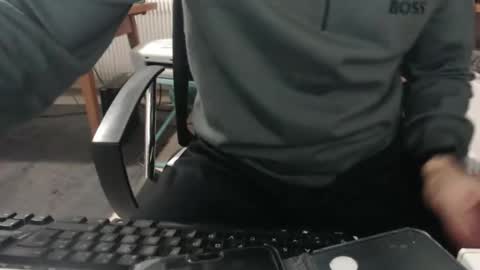 Snapshot of hero0111 chatting on 12.14.24 hero0111 online show from 12.14.24