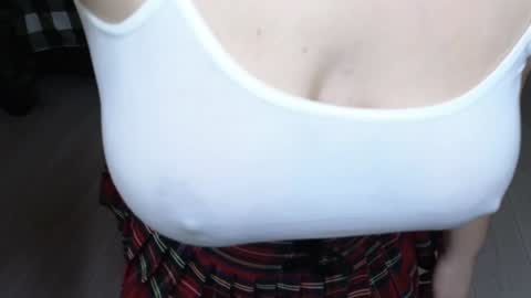 Snapshot of heroine_of_your_life chatting on 01.09.25 Maryana online show from 01.09.25