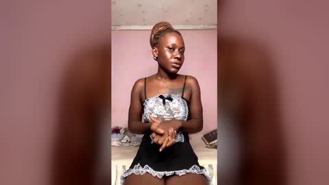 Snapshot of herslatt chatting on 02.15.26 herslatt online show from 02.15.26