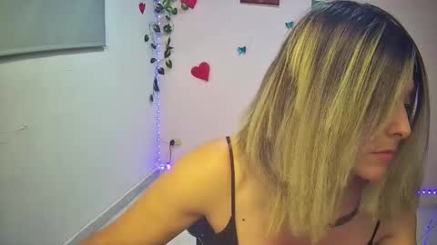 Hestesiaxx online show from 03.14.26