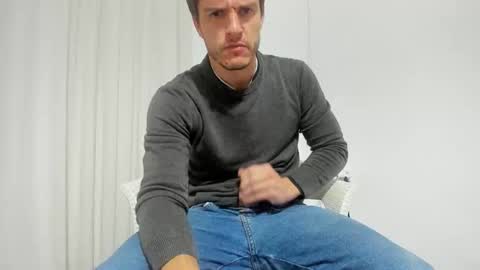 Snapshot of heterooli chatting on 11.17.25 heterooli online show from 11.17.25