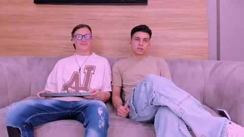 heteros men online show from 06.17.26