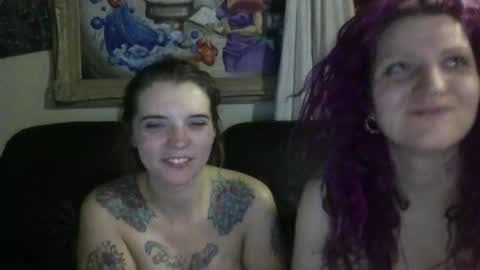 Snapshot of hexedhalo chatting on 02.15.26 hexedhalo online show from 02.15.26