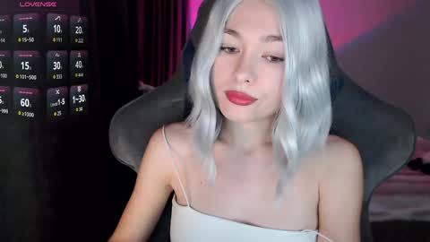  Nora  online show from 04.21.26
