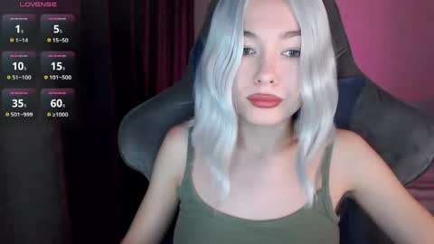  Nora  online show from 04.22.26