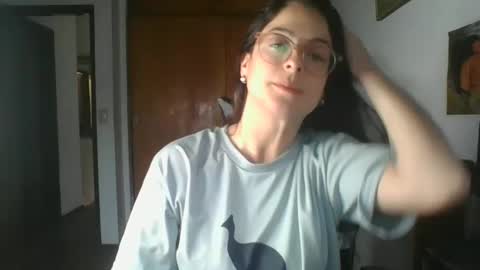 Snapshot of heyamyjones chatting on 09.30.25 Amy Jones online show from 09.30.25