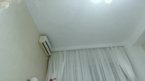 Snapshot of heyheygrey chatting on 12.17.25 Heyheygrey online show from 12.17.25