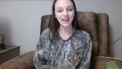 Snapshot of hi_cut_cutie chatting on 10.24.25 Paige online show from 10.24.25