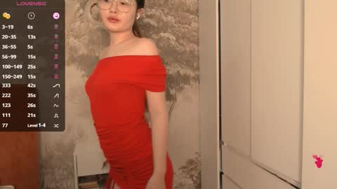 Snapshot of hiaru_cutie chatting on 11.30.25 Hiaru online show from 11.30.25