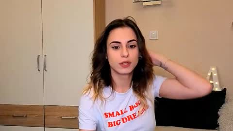 Snapshot of hidden_gem__ chatting on 10.24.25 Ana online show from 10.24.25