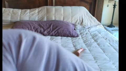 hidden_gold_milf online show from 05.13.26