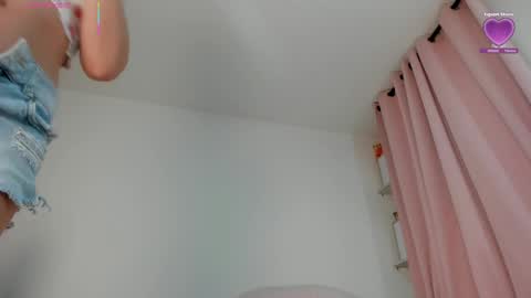 Snapshot of hiddendana chatting on 03.28.26 Dana online show from 03.28.26