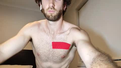 Snapshot of hiddengaze chatting on 02.14.26 HiddenGaze online show from 02.14.26