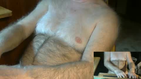 Snapshot of higgins11 chatting on 12.26.24 higgins11 online show from 12.26.24