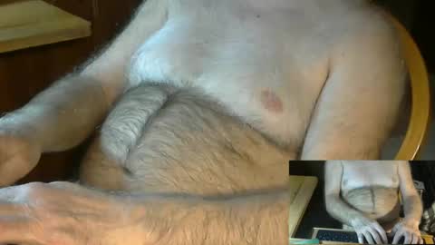 Snapshot of higgins11 chatting on 01.14.25 higgins11 online show from 01.14.25